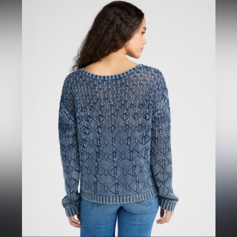 Dex Women's Sweater in Textured Blue - Picture 2 of 6